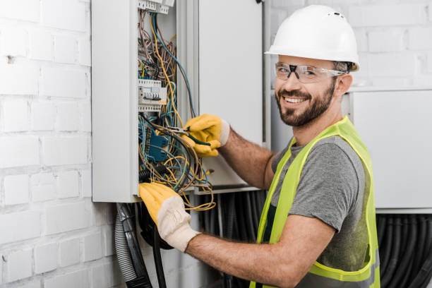 Best Licensed Electrician  in New Franklin, MO